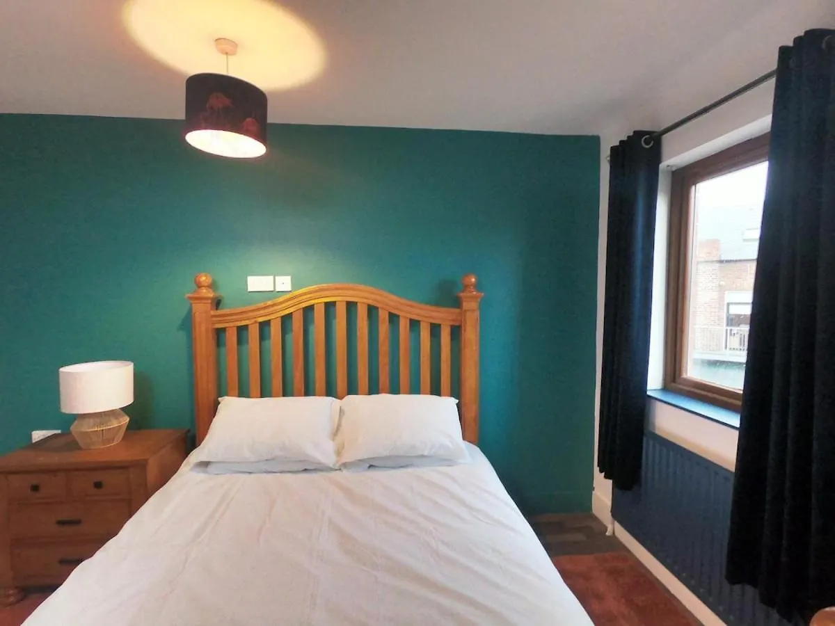 Sleeps 7 - Spacious Apartment Belfast Reino Unido