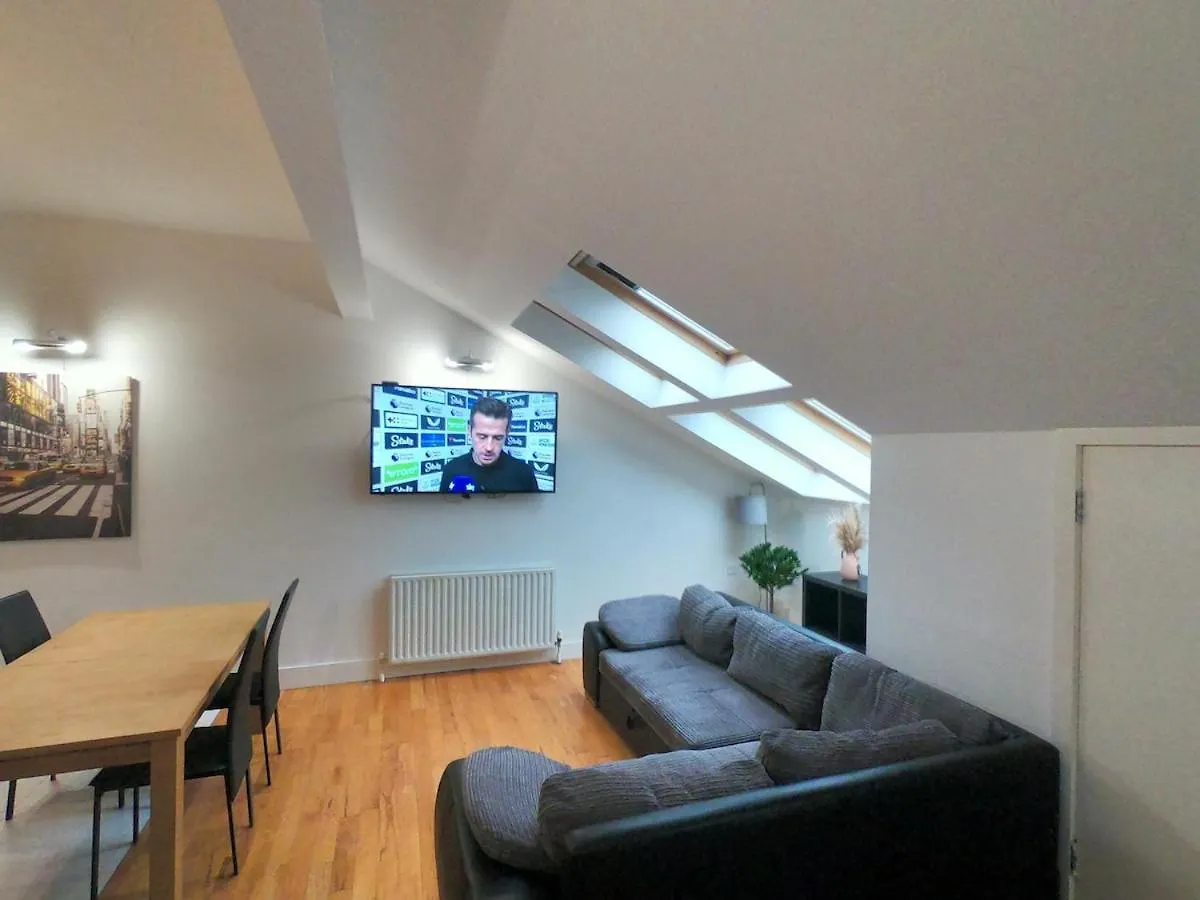 Sleeps 7 - Spacious Apartment Μπέλφαστ 0*,  Ηνωμένο Βασίλειο